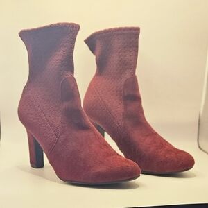 Tizel Shoes/ Impo Sock Booties Size 7.5